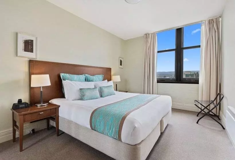 Launceston Central Apartment Hotel Official