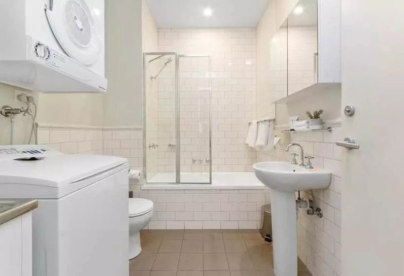 Launceston Central Apartment Hotel Official