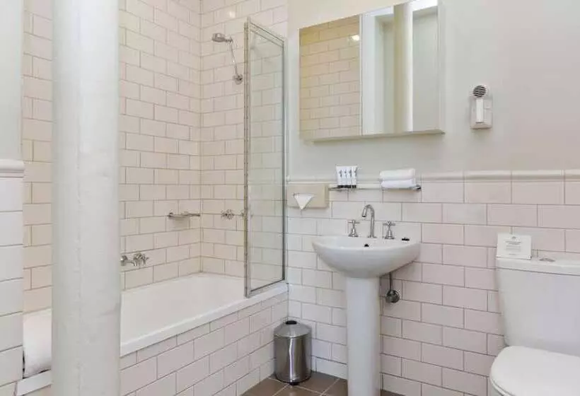 Launceston Central Apartment Hotel Official