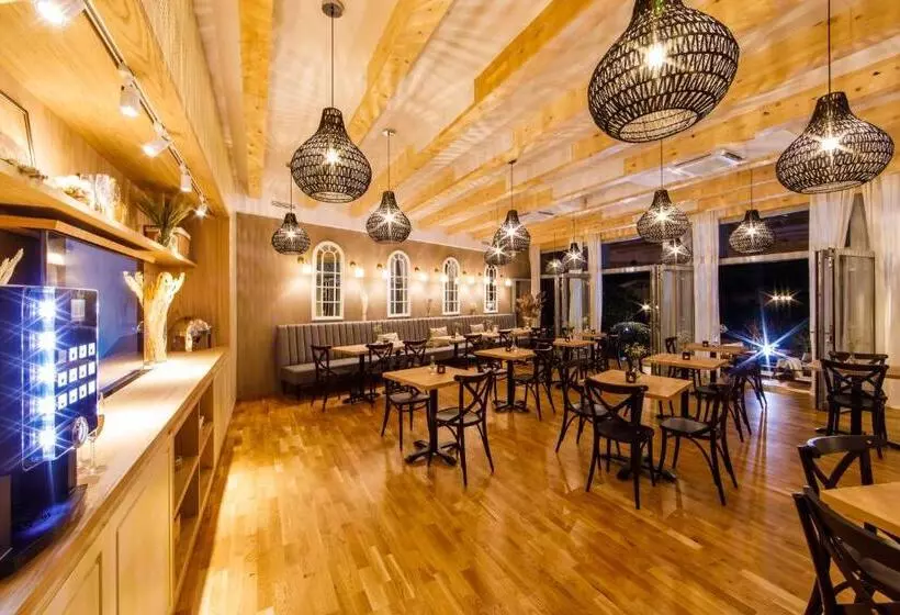 Beigli Hotel & Garden