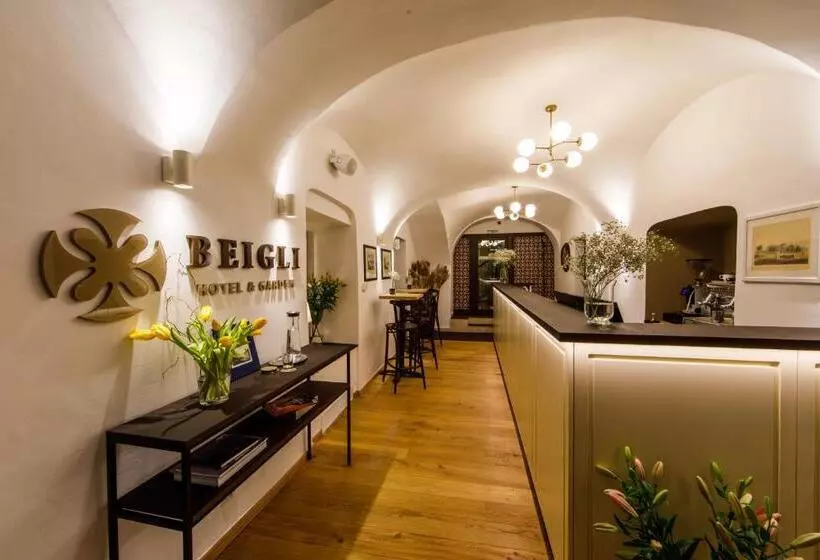 Beigli Hotel & Garden