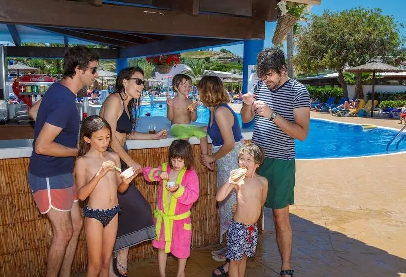 Fergus Club Carema Splash