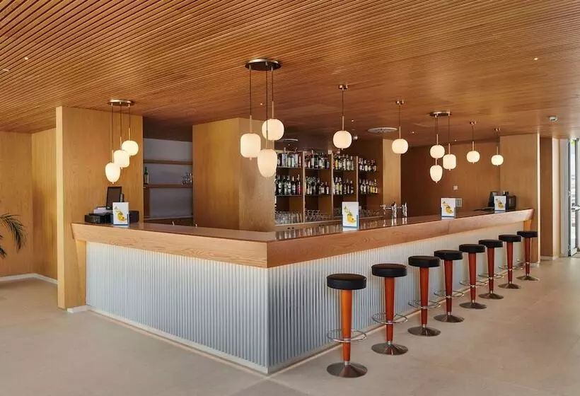 Hipotels Bahía Grande Aparthotel