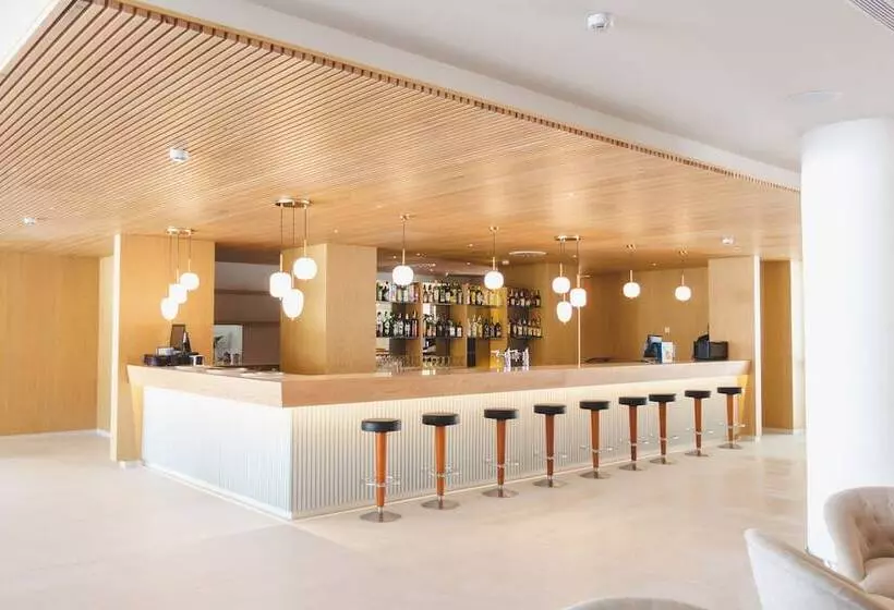 Hipotels Bahía Grande Aparthotel