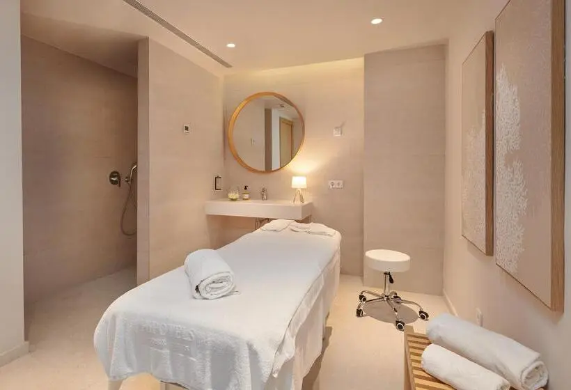 Hipotels Bahía Grande Aparthotel