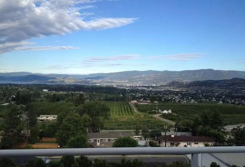 酒店 Acker Vacation Homes & Suites