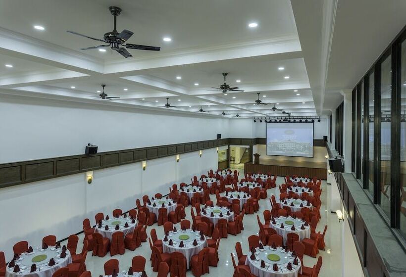 ホテル Angkor Howard