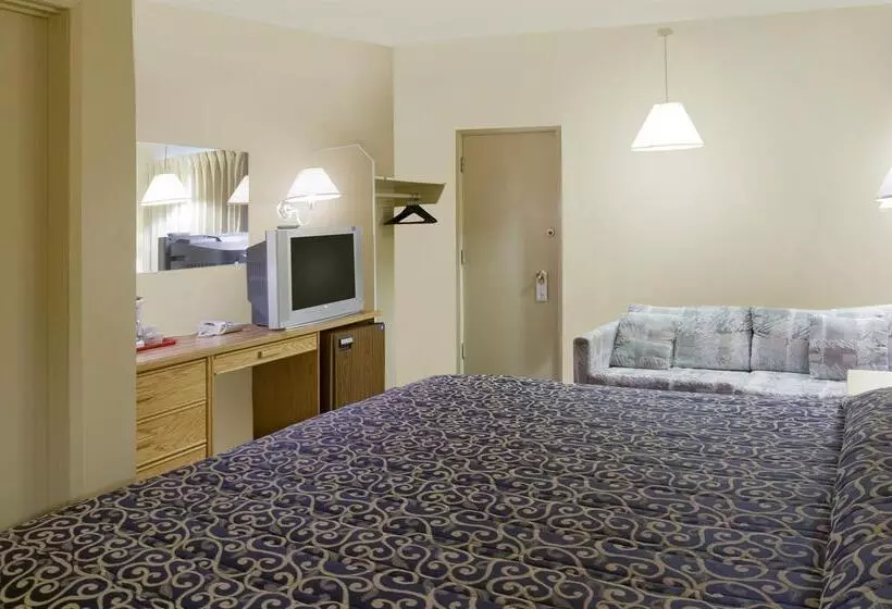 ホテル Canada S Best Value Desert Inn & Suites