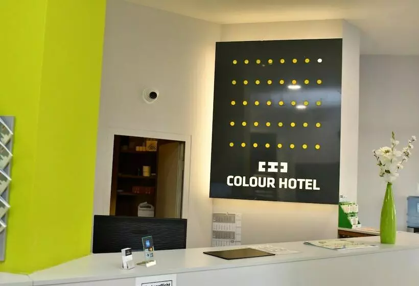 Отель Colour