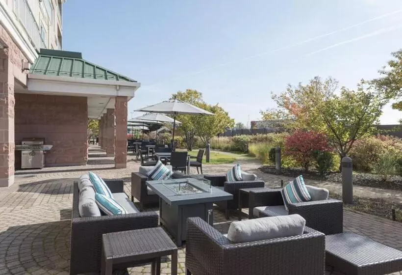 هتل Courtyard By Marriott Toronto Vaughan