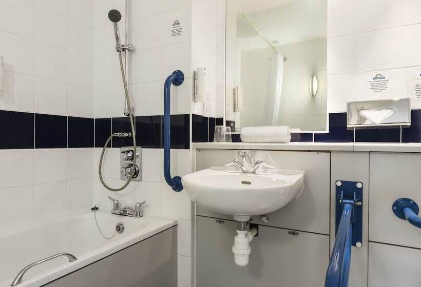 Hotel Days Inn Michaelwood M5