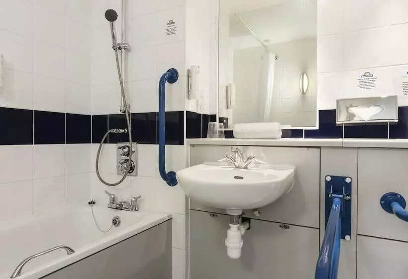 酒店 Days Inn Michaelwood M5