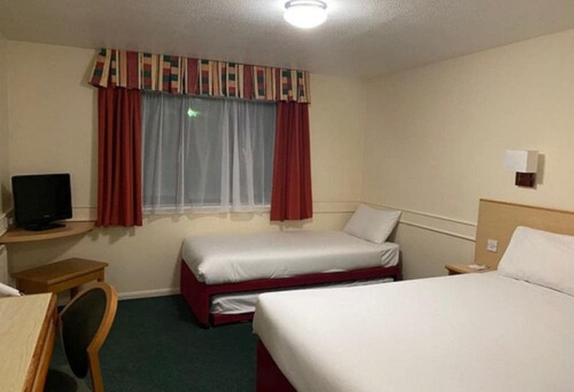 Hotel Days Inn Michaelwood M5
