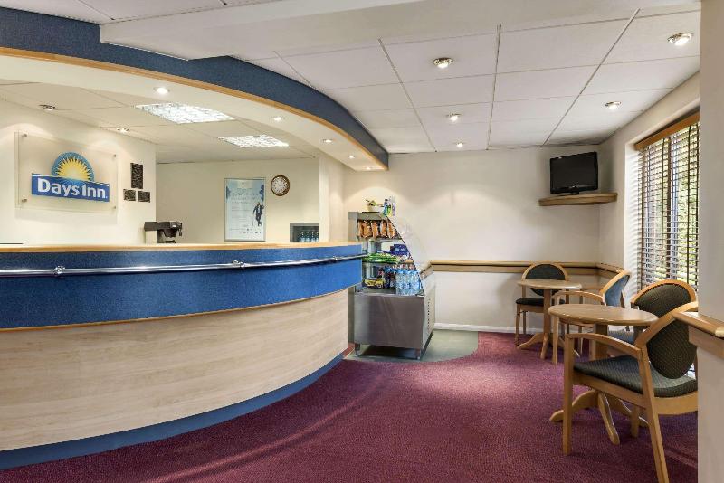 Hotel Days Inn Michaelwood M5