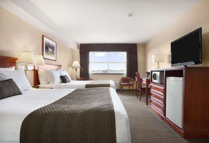 Hotelli Days Inn & Suites By Wyndham Langley