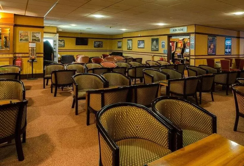 فندق The Grand Burstin