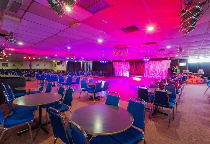 فندق The Grand Burstin