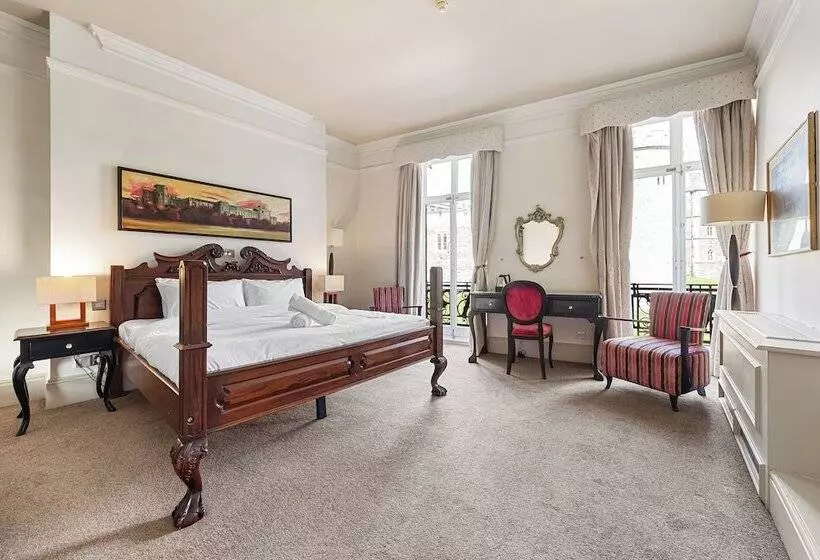 فندق Harte And Garter