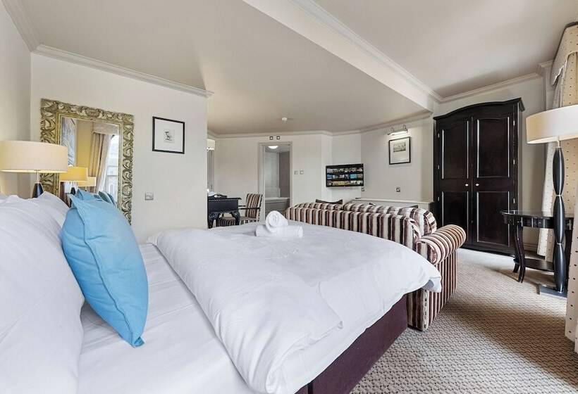 Hotel Harte And Garter