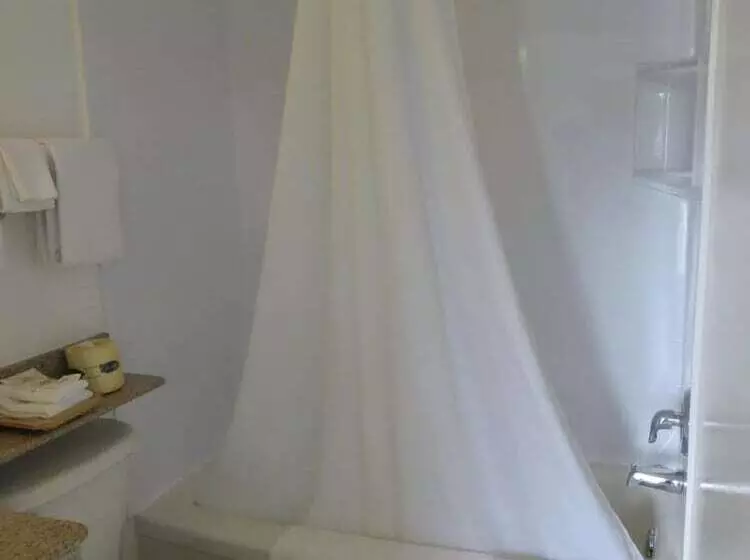 Отель Huntsville Inn