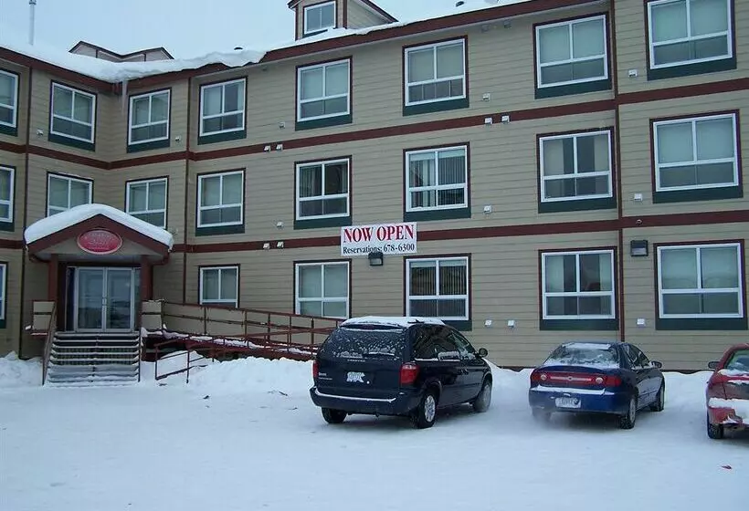 酒店 Inuvik Capital Suites