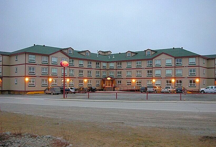 هتل Inuvik Capital Suites