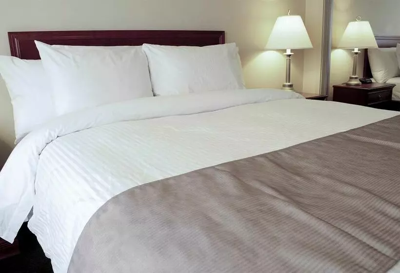 酒店 Inuvik Capital Suites