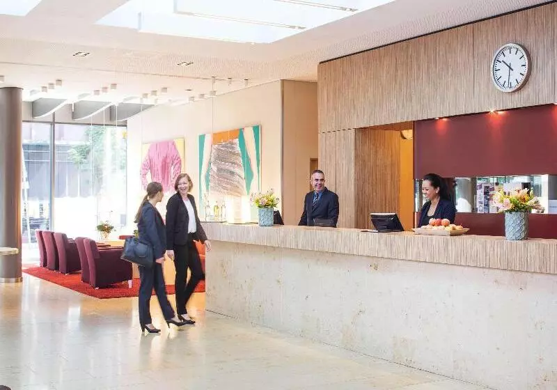 Mövenpick Hotel Frankfurt City Messe