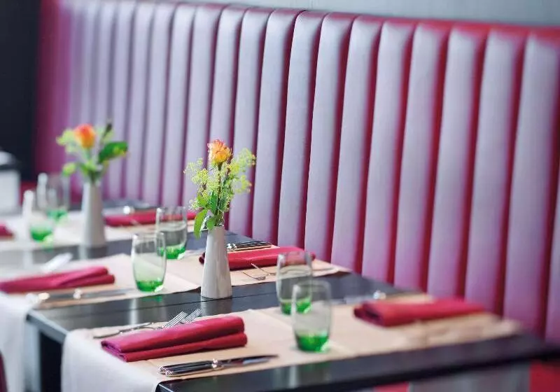 Mövenpick Hotel Frankfurt City Messe