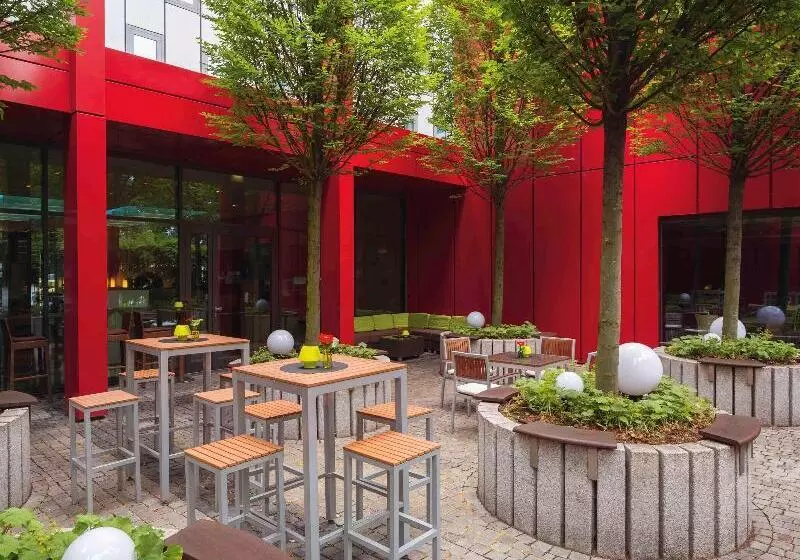 Mövenpick Hotel Frankfurt City Messe