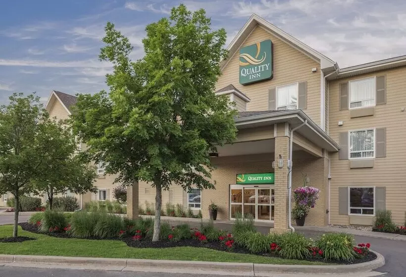 هتل Quality Inn Airport