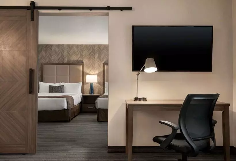 호텔 Canalta Airdrie