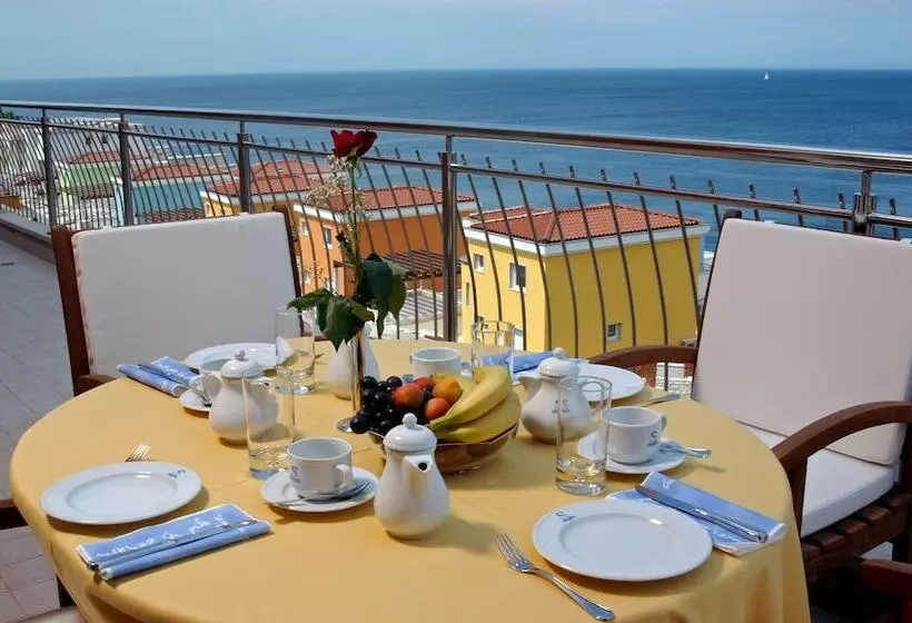 Отель Skiper Resort Savudrija