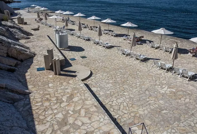 Отель Skiper Resort Savudrija