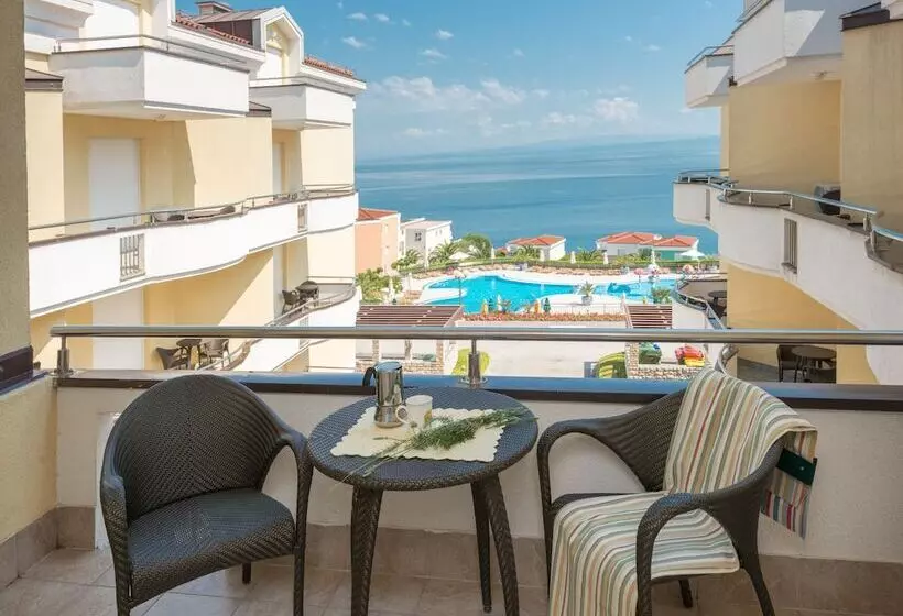 Отель Skiper Resort Savudrija