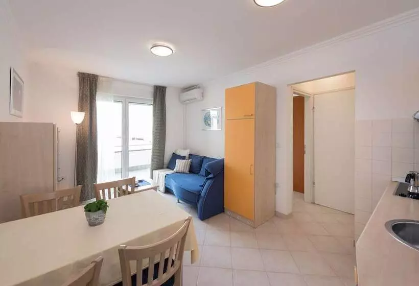 Отель Skiper Resort Savudrija