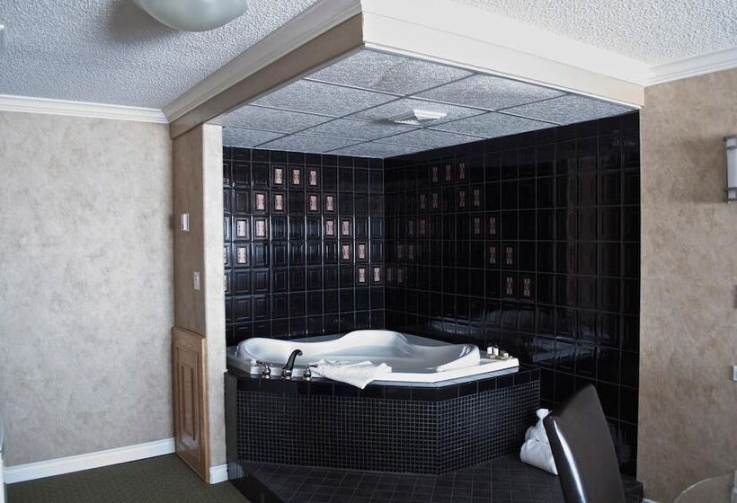 Отель Slave Lake Inn & Conference Centre