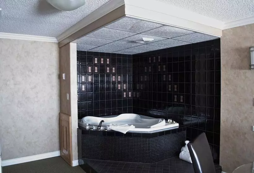 호텔 Slave Lake Inn & Conference Centre