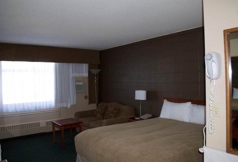 Отель Slave Lake Inn & Conference Centre