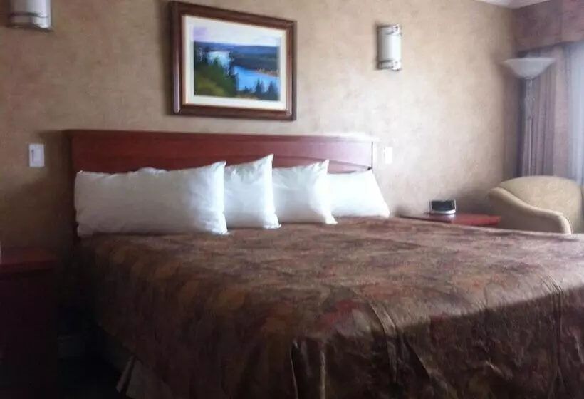 호텔 Slave Lake Inn & Conference Centre