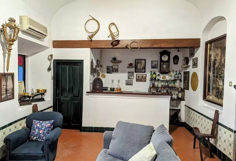 هتل Solar De Monfalim