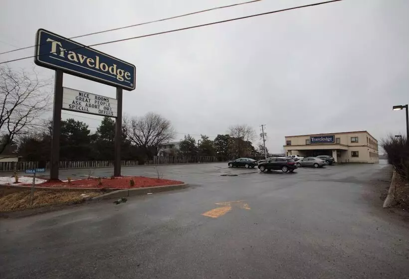 בית מלון כפרי Travelodge By Wyndham Trenton