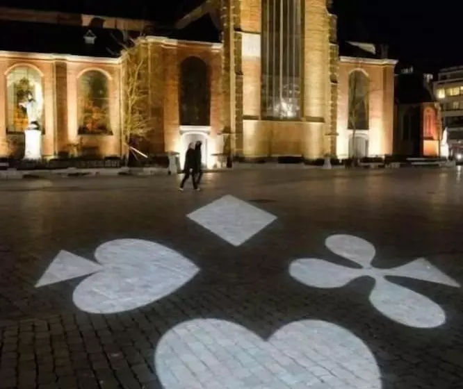 酒店 Turnhout City