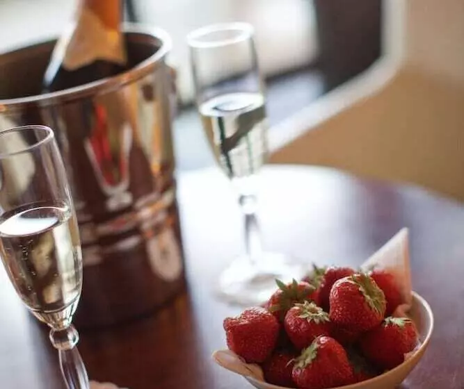 酒店 Turnhout City