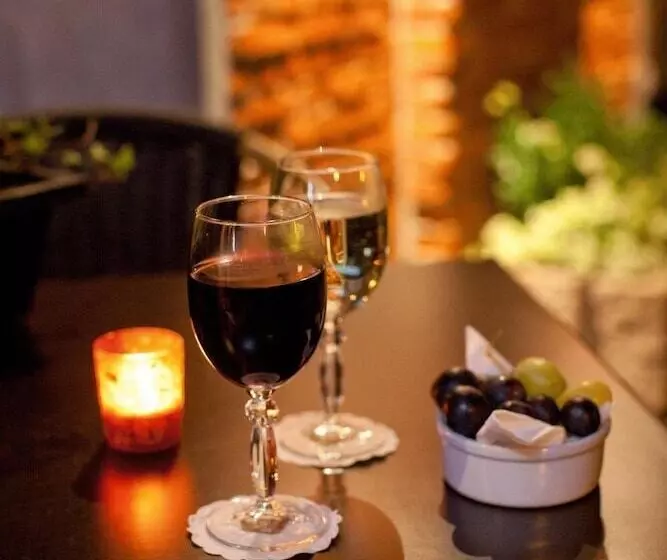 酒店 Turnhout City