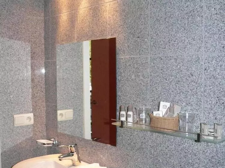 酒店 Turnhout City