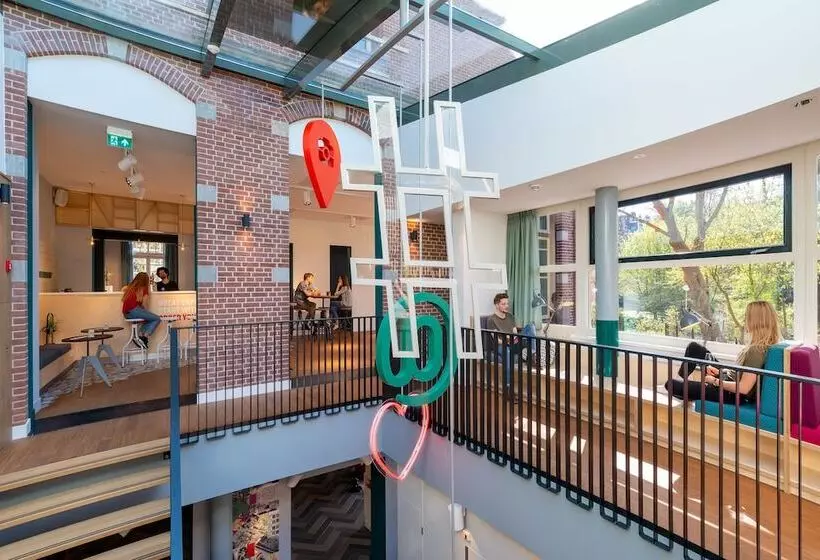 Stayokay Hostel Amsterdam Vondelpark