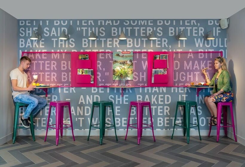 Stayokay Hostel Amsterdam Vondelpark