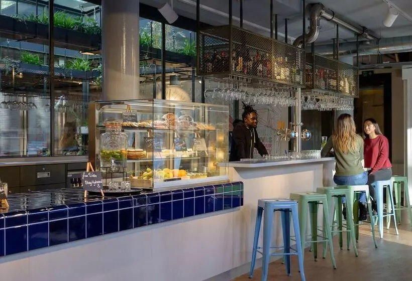 Stayokay Hostel Amsterdam Vondelpark