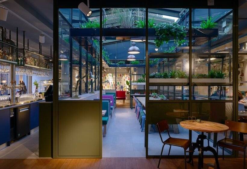 Stayokay Hostel Amsterdam Vondelpark